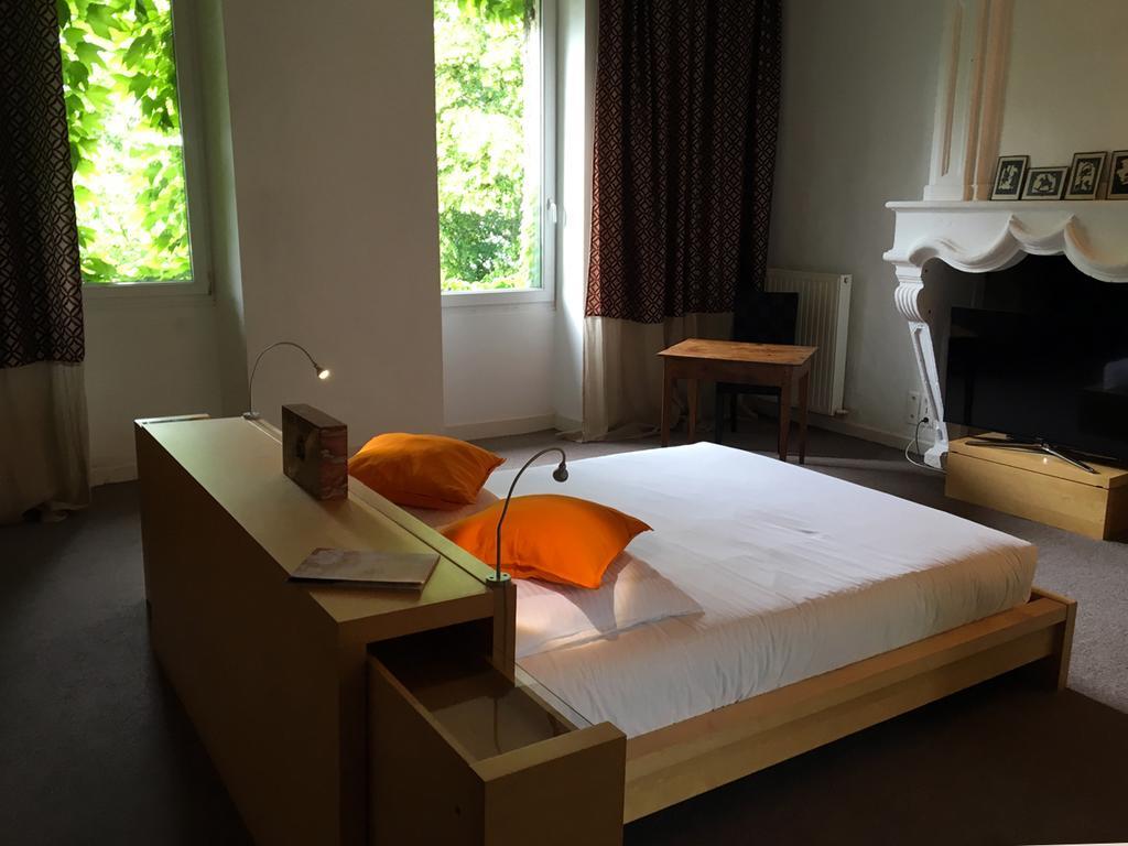 Maison D'Hotes L'Arbre Rouge Genissac Room photo